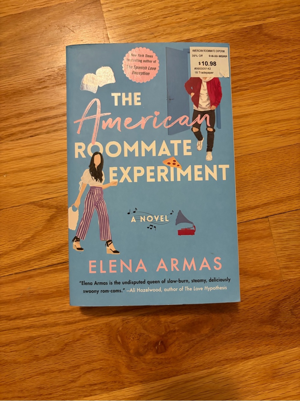 The American Roommate Experiment by Elena Armas- paperback